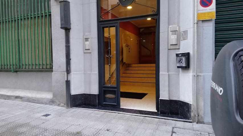 Апартаменти Deusto Piso Wifi Internet T V Y Garaje Більбао Екстер'єр фото